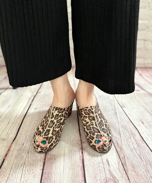 LUGG NAGG(ラグナグ)の「【addottona】【軽量】ウェッジサボ風ミュールサンダル(サンダル・レディース・シルバー/ブラック/ホワイト/ブロンズ/レオパード/ネイビー・LL/L/M/S)」の6枚目の写真