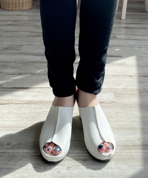 LUGG NAGG(ラグナグ)の「【addottona】【軽量】ウェッジサボ風ミュールサンダル(サンダル・レディース・シルバー/ブラック/ホワイト/ブロンズ/レオパード/ネイビー・LL/L/M/S)」の2枚目の写真