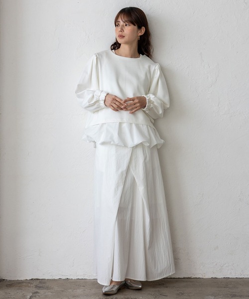 VitaFelice（ヴィータフェリーチェ）の「フロントタックスカート ラップスカート風（スカート・レディース・ホワイト/ブラック・FREE）」の2枚目の写真