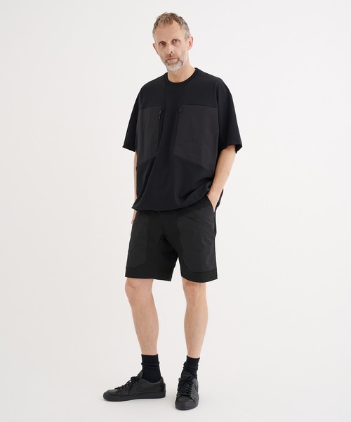 WHITE MOUNTAINEERING（ホワイトマウンテニアリング）の「【White Mountaineering / ホワイトマウンテニアリング】別注 STRETCHED HYBRID S/S TEE（Tシャツ/カットソー・メンズ・ブラック・1/2/3）」の3枚目の写真