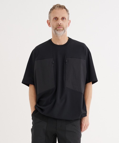 WHITE MOUNTAINEERING（ホワイトマウンテニアリング）の「【White Mountaineering / ホワイトマウンテニアリング】別注 STRETCHED HYBRID S/S TEE（Tシャツ/カットソー・メンズ・ブラック・1/2/3）」の21枚目の写真