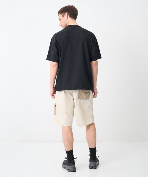 WHITE MOUNTAINEERING（ホワイトマウンテニアリング）の「【White Mountaineering / ホワイトマウンテニアリング】別注 STRETCHED HYBRID S/S TEE（Tシャツ/カットソー・メンズ・ブラック・1/2/3）」の20枚目の写真