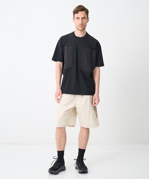 WHITE MOUNTAINEERING（ホワイトマウンテニアリング）の「【White Mountaineering / ホワイトマウンテニアリング】別注 STRETCHED HYBRID S/S TEE（Tシャツ/カットソー・メンズ・ブラック・1/2/3）」の17枚目の写真