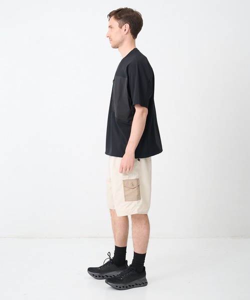 WHITE MOUNTAINEERING（ホワイトマウンテニアリング）の「【White Mountaineering / ホワイトマウンテニアリング】別注 STRETCHED HYBRID S/S TEE（Tシャツ/カットソー・メンズ・ブラック・1/2/3）」の19枚目の写真