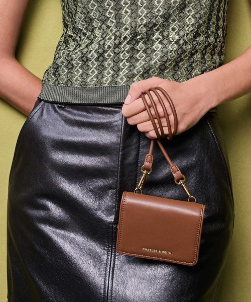 Lyla ライラ ノットストラップウォレット（財布）｜CHARLES