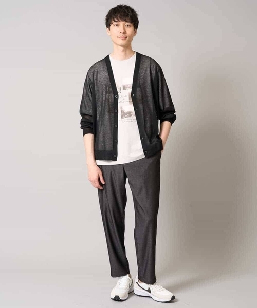 a.v.v（アーヴェヴェ）の「【洗濯機で洗える】サマーシアーニットカーディガン（カーディガン/ボレロ・メンズ・ブラック/ネイビー・46/48）」の6枚目の写真