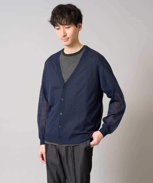 a.v.v（アーヴェヴェ）の「【洗濯機で洗える】サマーシアーニットカーディガン（カーディガン/ボレロ・メンズ・ブラック/ネイビー・46/48）」の14枚目の写真