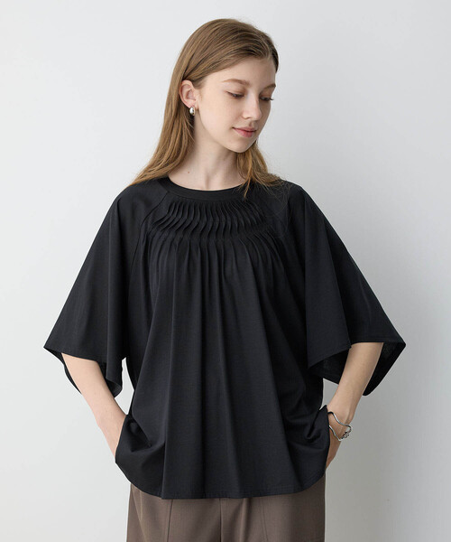 LE SOUK HOLIDAY(ルスークホリデー)の「【接触冷感】EASY ELEGANCEタックデザインプルオーバー(Tシャツ/カットソー・レディース・オフホワイト/ブルー/ブラック・M/L)」の8枚目の写真