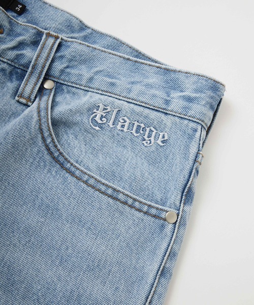 XLARGE(エクストララージ)の「OLD ENGLISH DENIM PANTS(デニムパンツ・メンズ・ブラック/ライトインディゴブルー・30inch/32inch/34inch/36inch)」の19枚目の写真