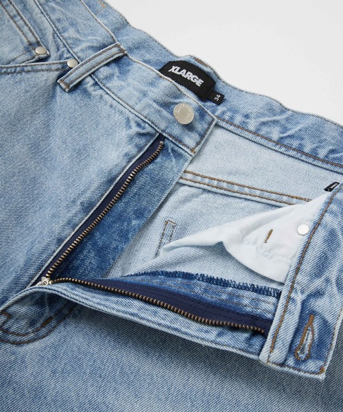 XLARGE(エクストララージ)の「OLD ENGLISH DENIM PANTS(デニムパンツ・メンズ・ブラック/ライトインディゴブルー・30inch/32inch/34inch/36inch)」の22枚目の写真