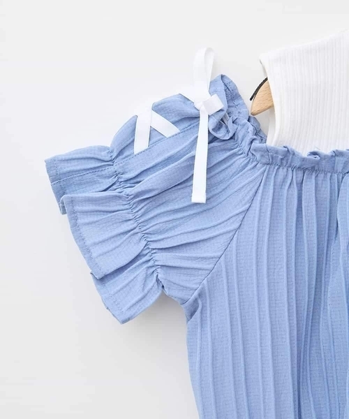 a.v.v（アーヴェヴェ）の「[100-160]【セットアップも出来る】袖レースアップオフショルブラウス（シャツ/ブラウス・キッズ・ブラック/ブルー・110/100/160/120/130/150/140）」の8枚目の写真