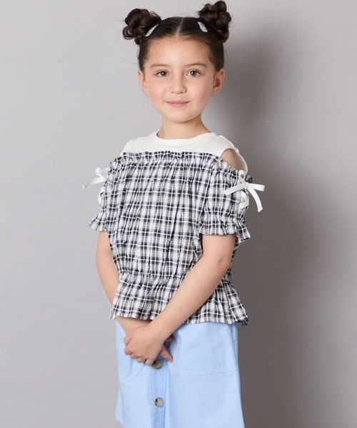 a.v.v（アーヴェヴェ）の「[100-160]【セットアップも出来る】袖レースアップオフショルブラウス（シャツ/ブラウス・キッズ・ブラック/ブルー・110/100/160/120/130/150/140）」の11枚目の写真