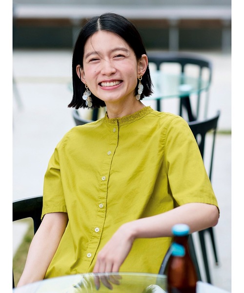 Sunny clouds(サニークラウズ)の「サニークラウズ 衿だけ半袖ブラウス〈レディース〉(シャツ/ブラウス・レディース・イエロー系その他/ライトグレー/ネイビー・M/L/LL)」の3枚目の写真