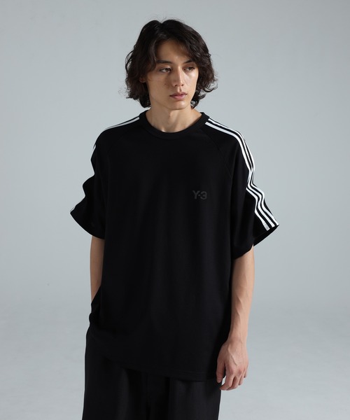 Y-3(ワイスリー)の「Y-3 SHORT SLEEVE TEE 3-STRIPES(Tシャツ/カットソー・メンズ・ブラック・XX-SMALL/X-SMALL/SMALL/MEDIUM/LARGE/X-LARGE/XX-LARGE)」の5枚目の写真