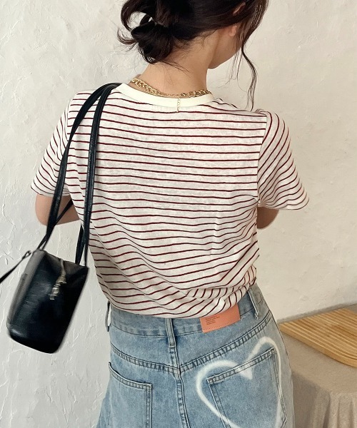 Rejoule(リジュール)の「ワンポイントロゴ刺繍 カラーボーダーTシャツ(Tシャツ/カットソー・レディース・ブラック/レッド/ベージュ・FREE)」の12枚目の写真
