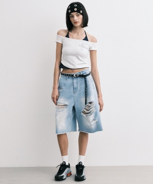 Midnight Move（ミッドナイトムーブ）の「A'GEM/9 × .kom 『MIDNIGHT MOVE/ミッドナイトムーブ』 AG CROSS T-SHIRT/AG クロス半袖Tシャツ（Tシャツ/カットソー・レディース・ホワイト/カーキ/チャコールグレー・FREE）」の4枚目の写真