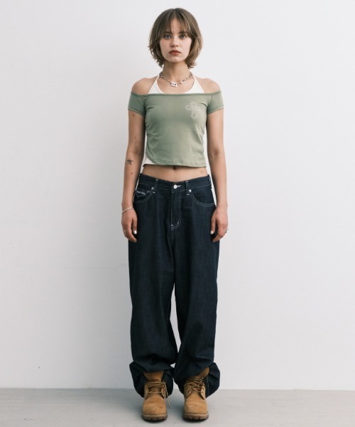 Midnight Move（ミッドナイトムーブ）の「A'GEM/9 × .kom 『MIDNIGHT MOVE/ミッドナイトムーブ』 AG CROSS T-SHIRT/AG クロス半袖Tシャツ（Tシャツ/カットソー・レディース・ホワイト/カーキ/チャコールグレー・FREE）」の14枚目の写真