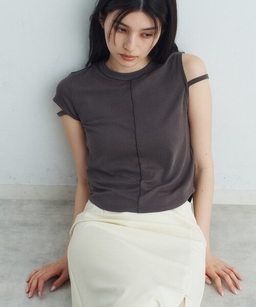 CODE A（コードエー）の「compact edge tee（Tシャツ/カットソー・レディース・ライトブルー/ホワイト/ライトイエロー系/ダークグレー・00）」の2枚目の写真