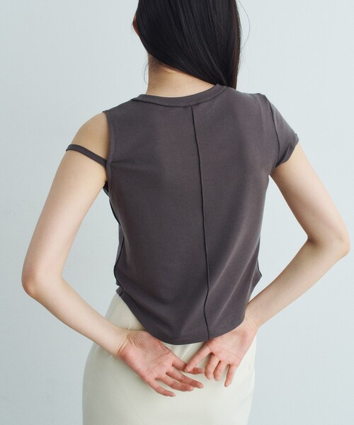 CODE A（コードエー）の「compact edge tee（Tシャツ/カットソー・レディース・ライトブルー/ホワイト/ライトイエロー系/ダークグレー・00）」の6枚目の写真