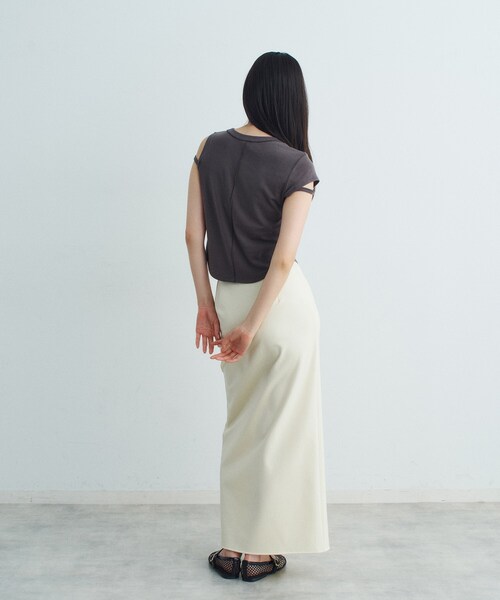 CODE A（コードエー）の「compact edge tee（Tシャツ/カットソー・レディース・ライトブルー/ホワイト/ライトイエロー系/ダークグレー・00）」の9枚目の写真