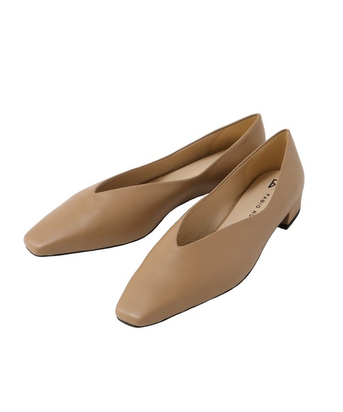 FABIO RUSCONI(ファビオルスコーニ)の「FABIO RUSCONI / S.rossi beak toe pumps(ビークトゥローヒールパンプス F-6699)(パンプス・レディース・ブラック/ベージュ・37/36)」の1枚目の写真