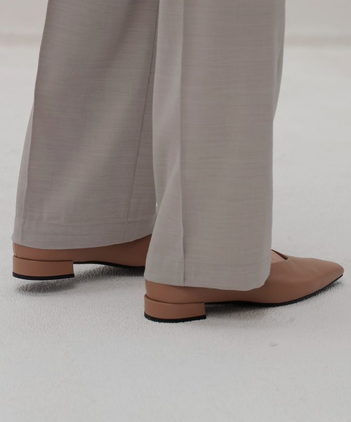 FABIO RUSCONI(ファビオルスコーニ)の「FABIO RUSCONI / S.rossi beak toe pumps(ビークトゥローヒールパンプス F-6699)(パンプス・レディース・ブラック/ベージュ・37/36)」の5枚目の写真