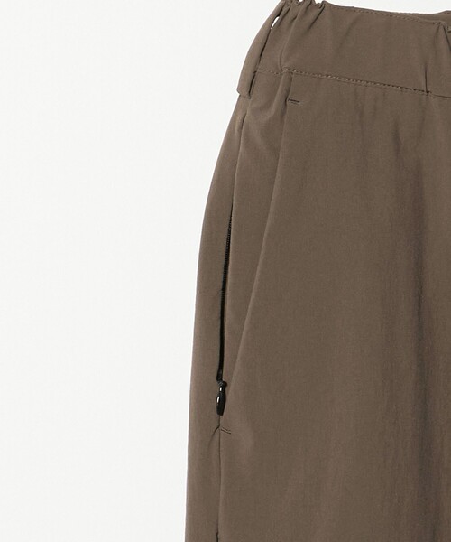 BEAUTY&YOUTH UNITED ARROWS（ビューティーアンドユースユナイテッドアローズ）の「360°MASTER バルーン イージーパンツ NO.9 セットアップ対応 ストレッチ ウォッシャブル（その他パンツ・メンズ・モカ/ネイビー/ブラック・XL/L/M/S）」の17枚目の写真