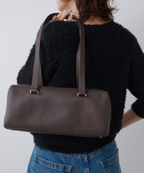 週末sale【新品】リヴドロワ ワイドスクエアショルダーバッグ コーデのポイントに】ワイドスクエアショルダーバッグ