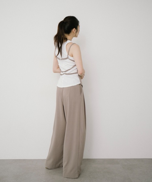 DRWCYS（ドロシーズ）の「2タックワイドパンツ（スラックス・レディース・ベージュ/ブラック・SMALL/MEDIUM）」の4枚目の写真