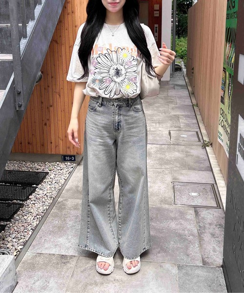 INGNI（イング）の「【WEB限定】カラフル花刺繍Tシャツ（Tシャツ/カットソー・レディース・オフホワイト/オートミール/スミクロ・M）」の19枚目の写真