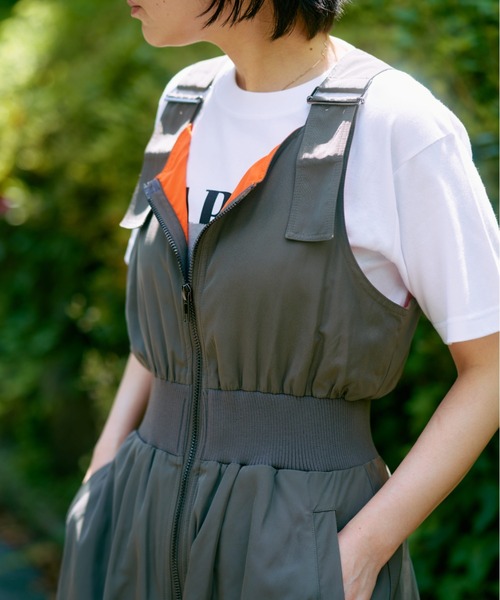 Risley(リズレー)の「Risley(リズレー) 別注MA-1ワンピース(ワンピース・レディース・オリーブ系/ネイビー・F)」の15枚目の写真