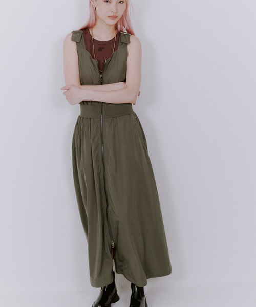 Risley(リズレー)の「Risley(リズレー) 別注MA-1ワンピース(ワンピース・レディース・オリーブ系/ネイビー・F)」の11枚目の写真