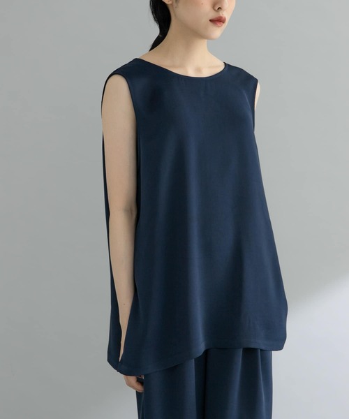 KBF（ケイビーエフ）の「『WEB限定』サテンセットアップ（セットアップ・レディース・ブラック/ネイビー/ベージュ・ONE）」の5枚目の写真