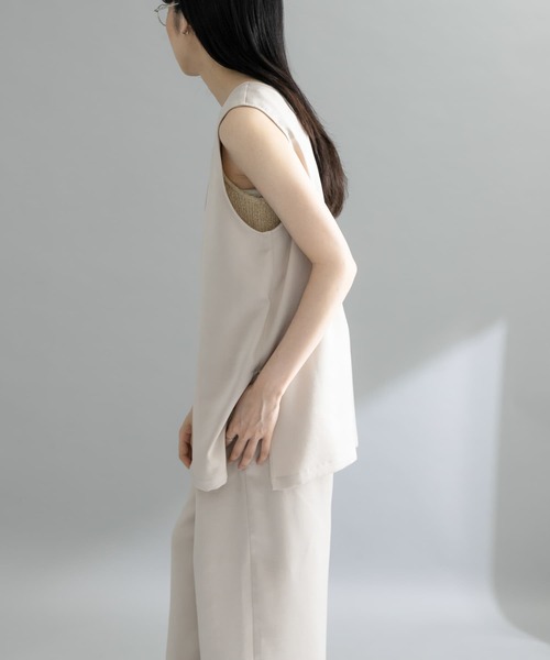 KBF（ケイビーエフ）の「『WEB限定』サテンセットアップ（セットアップ・レディース・ブラック/ネイビー/ベージュ・ONE）」の22枚目の写真