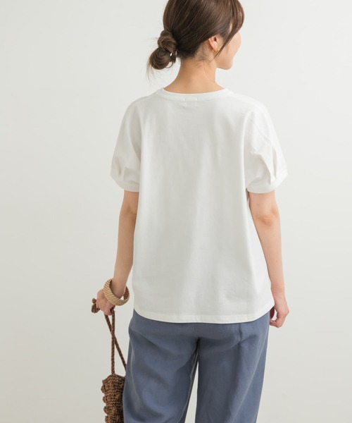 URBAN RESEARCH DOORS（アーバンリサーチドアーズ）の「『UR TECH ひやサラクール』バックポイントタックプルオーバー（Tシャツ/カットソー・レディース・ブラック/グレー系その他/オフホワイト/レッド系その他・MEDIUM）」の6枚目の写真