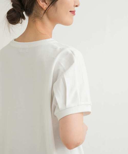 URBAN RESEARCH DOORS（アーバンリサーチドアーズ）の「『UR TECH ひやサラクール』バックポイントタックプルオーバー（Tシャツ/カットソー・レディース・ブラック/グレー系その他/オフホワイト/レッド系その他・MEDIUM）」の7枚目の写真