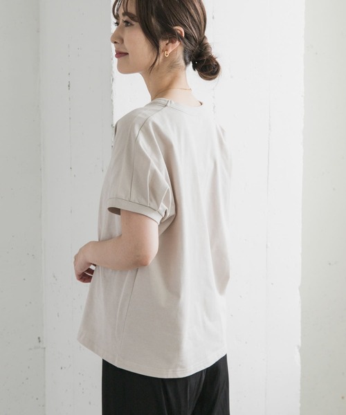 URBAN RESEARCH DOORS（アーバンリサーチドアーズ）の「『UR TECH ひやサラクール』バックポイントタックプルオーバー（Tシャツ/カットソー・レディース・ブラック/グレー系その他/オフホワイト/レッド系その他・MEDIUM）」の12枚目の写真