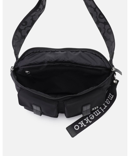 新品 マリメッコ Marimekko ショルダーバッグ ソリッド SLING BAG M ブラック marimekko（マリメッコ） 並行輸入 ショルダーバッグ ソリッド SLING