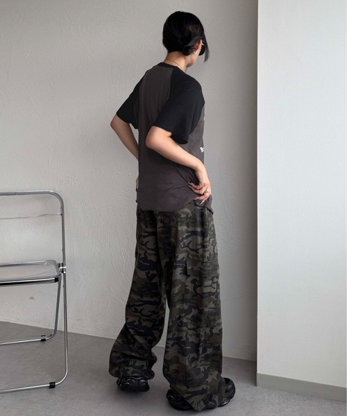 sedacle(セダクル)の「スラブシアーIラブTEE(Tシャツ/カットソー・レディース・ブラック/ボルドー・SMALL/MEDIUM/LARGE)」の10枚目の写真