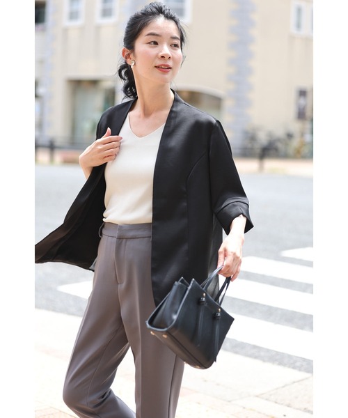 cawaii(カワイイ)の「(黒)バックシアーベールのキレイめ艶ジャケット(ノーカラージャケット・レディース・ブラック・FREE)」の10枚目の写真