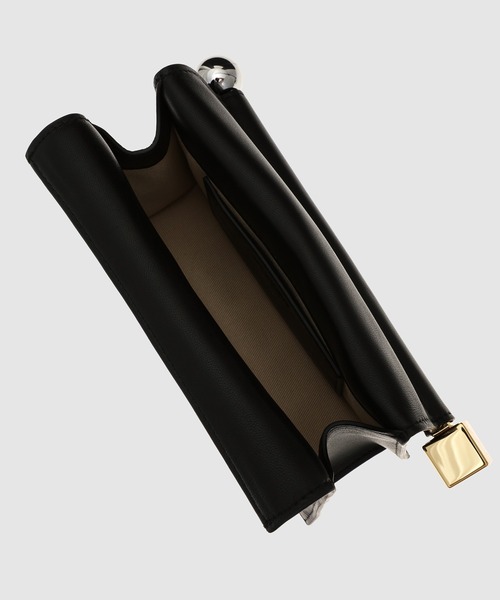 JACQUEMUS（ジャックムス）の「LA PETITE POCHETTE ROND C（ハンドバッグ・レディース・ブラック・ONE SIZE）」の6枚目の写真