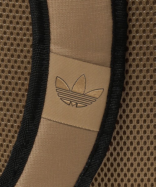 adidas Originals(アディダスオリジナルス)の「<adidas Originals>アディカラー バックパック(20.25 L)/ キッズ(トートバッグ・キッズ・ブラック/ベージュ・FREE)」の14枚目の写真