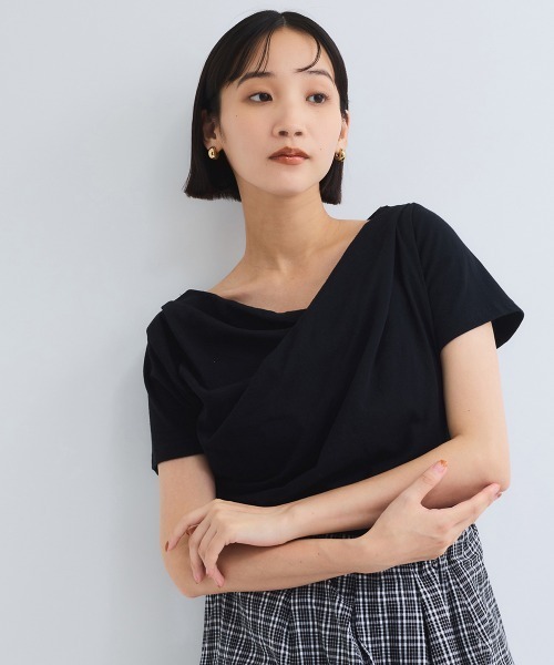 VICKY（ビッキー）の「アシンメトリードレープカットソー≪手洗い可能≫（Tシャツ/カットソー・レディース・ブラック/ライトグレー/オフホワイト・M）」の3枚目の写真