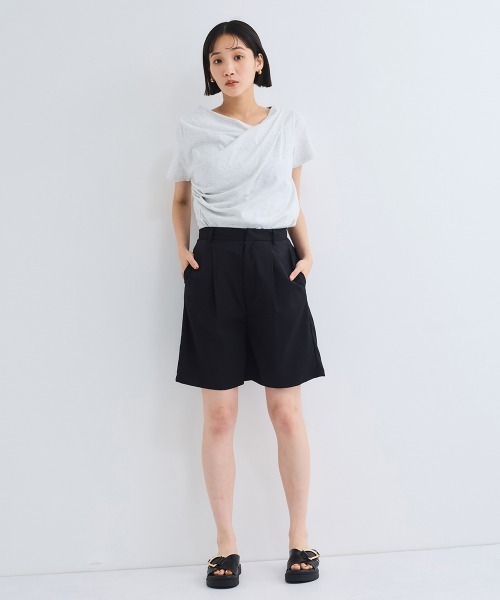VICKY（ビッキー）の「アシンメトリードレープカットソー≪手洗い可能≫（Tシャツ/カットソー・レディース・ブラック/ライトグレー/オフホワイト・M）」の19枚目の写真