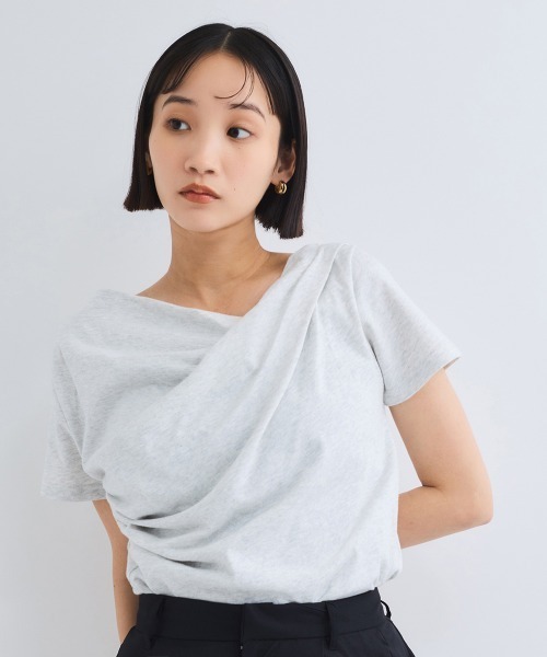 VICKY（ビッキー）の「アシンメトリードレープカットソー≪手洗い可能≫（Tシャツ/カットソー・レディース・ブラック/ライトグレー/オフホワイト・M）」の18枚目の写真