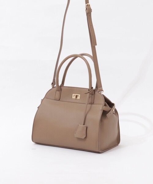 NOLLEY’S Sophi（ノーリーズソフィ）の「ひねり金具付きサイドクロストートバッグ（ショルダーバッグ・レディース・ベージュ/ブラック・FREE）」の7枚目の写真