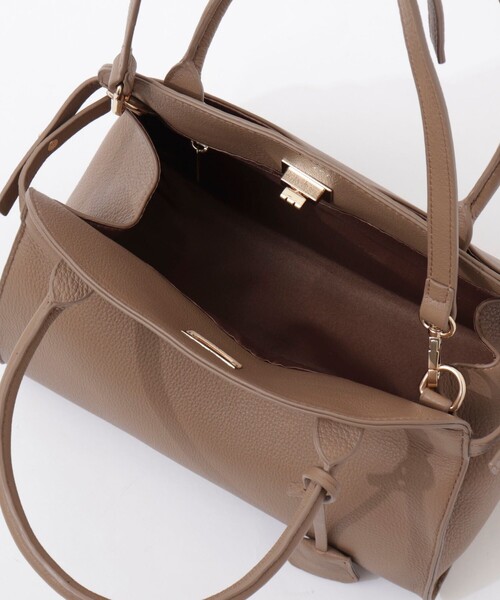 NOLLEY’S Sophi（ノーリーズソフィ）の「ひねり金具付きサイドクロストートバッグ（ショルダーバッグ・レディース・ベージュ/ブラック・FREE）」の17枚目の写真