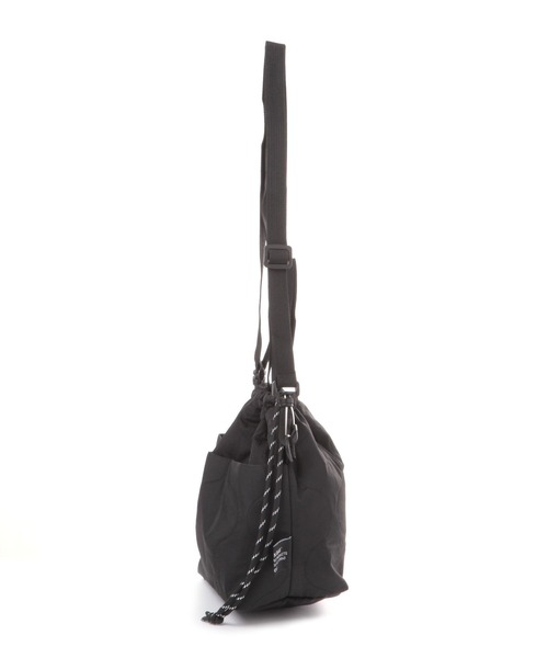 LAKOLE（ラコレ）の「キルト2WA巾着バッグ / 580611（ショルダーバッグ・レディース・グリーン/ブラック/その他1・FREE）」の7枚目の写真