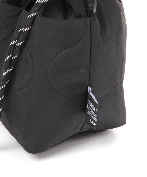 LAKOLE（ラコレ）の「キルト2WA巾着バッグ / 580611（ショルダーバッグ・レディース・グリーン/ブラック/その他1・FREE）」の11枚目の写真