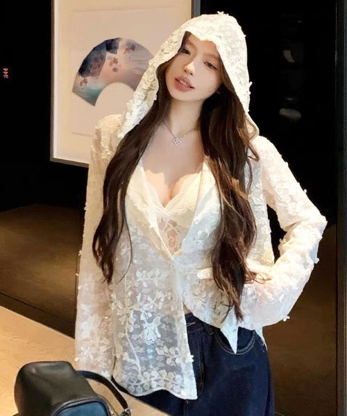 gossip!ロサンゼルス(ゴシップロサンゼルス)の「きゅんとする立体花レース透け感!【冷房対策】パーカー付きシアーレース長袖カーディガン(カーディガン/ボレロ・レディース・オフホワイト・M)」の20枚目の写真